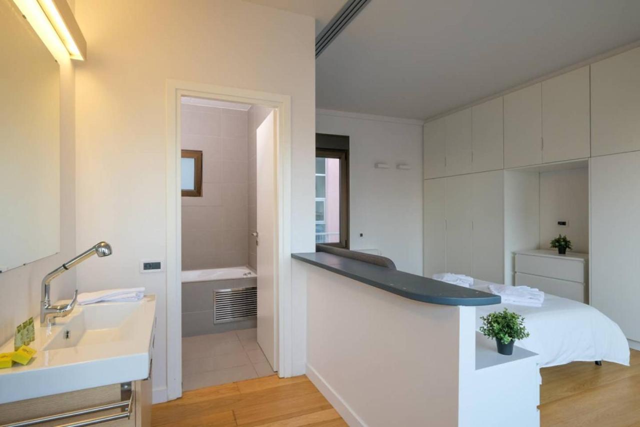 Urban Luxury Homm Apt. In Deinokratous Str. Apartamento Atenas Exterior foto