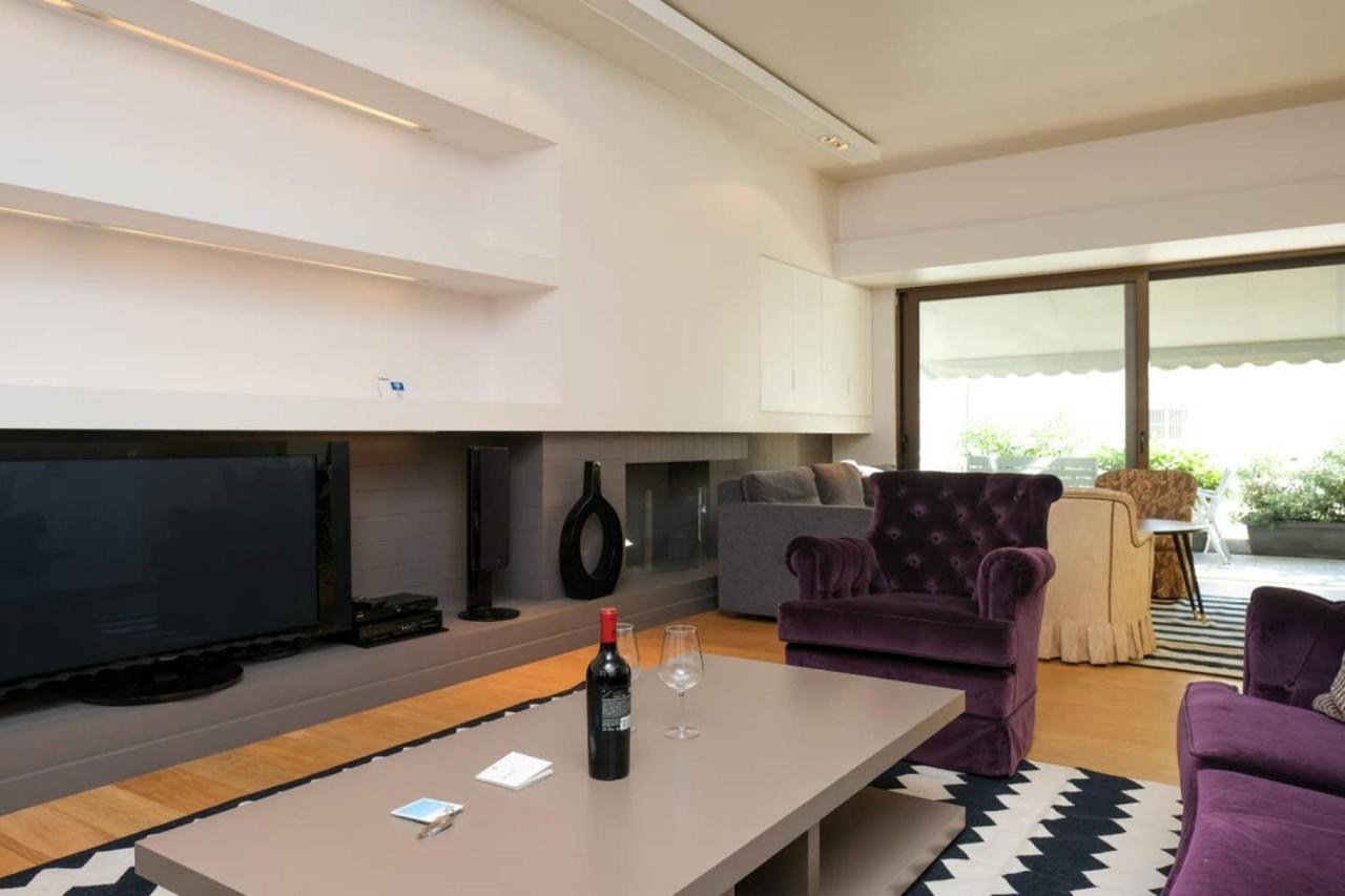 Urban Luxury Homm Apt. In Deinokratous Str. Apartamento Atenas Exterior foto