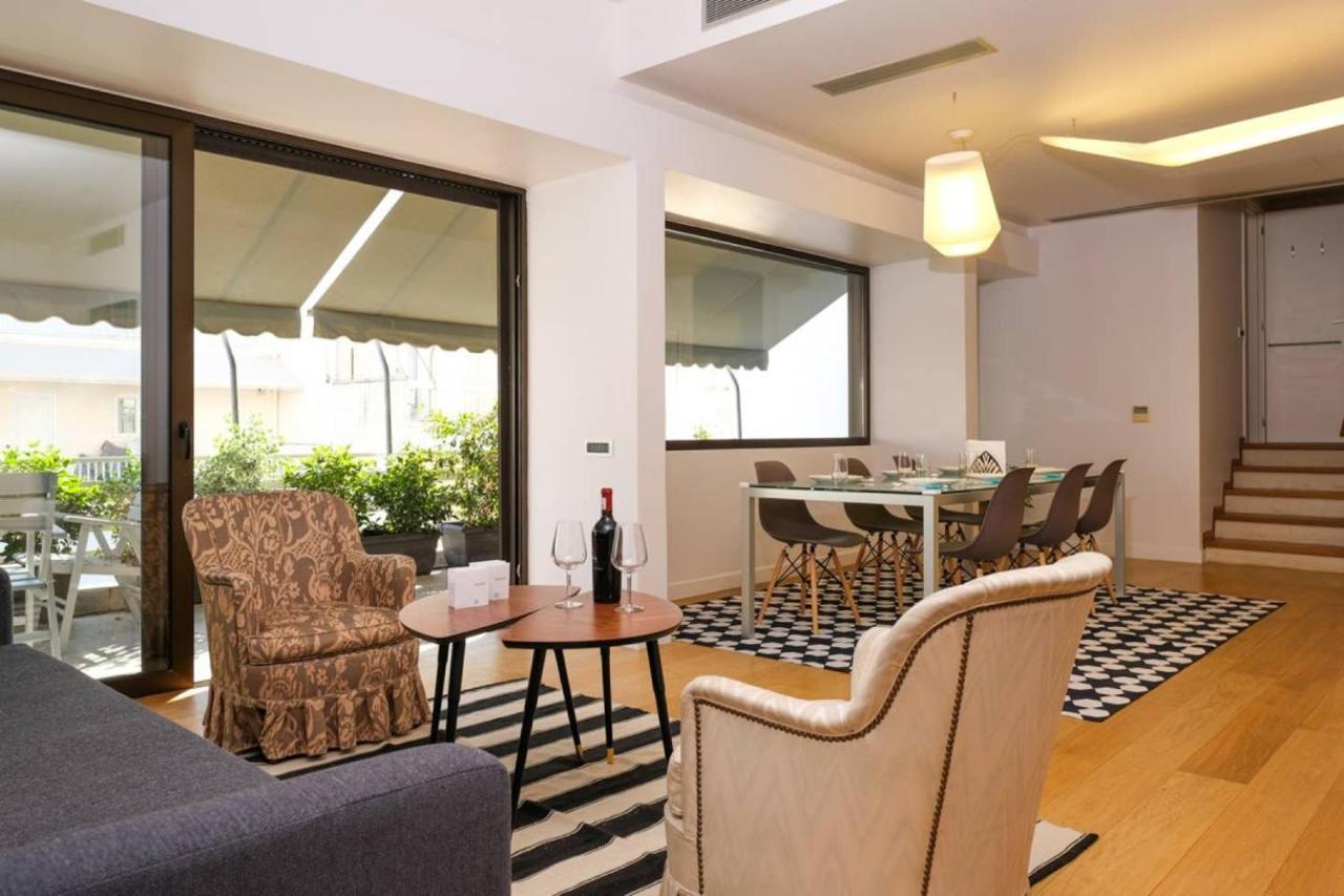 Urban Luxury Homm Apt. In Deinokratous Str. Apartamento Atenas Exterior foto